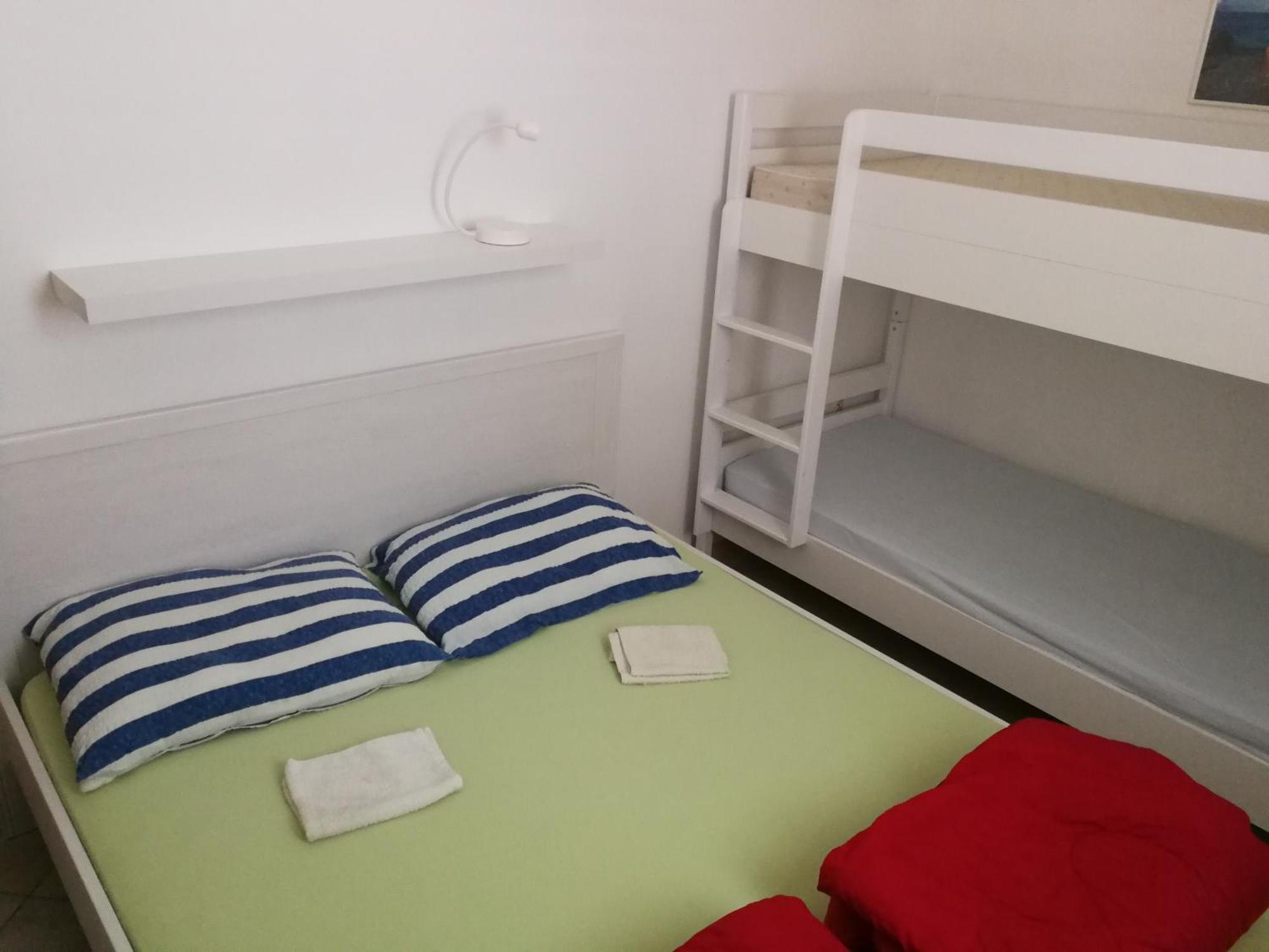 Apartments Luna Žuljana エクステリア 写真